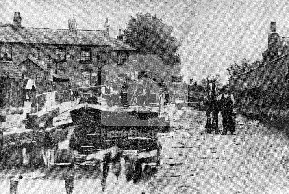 Locks on the Nottingham Canal, Abbey Street ?, Lenton