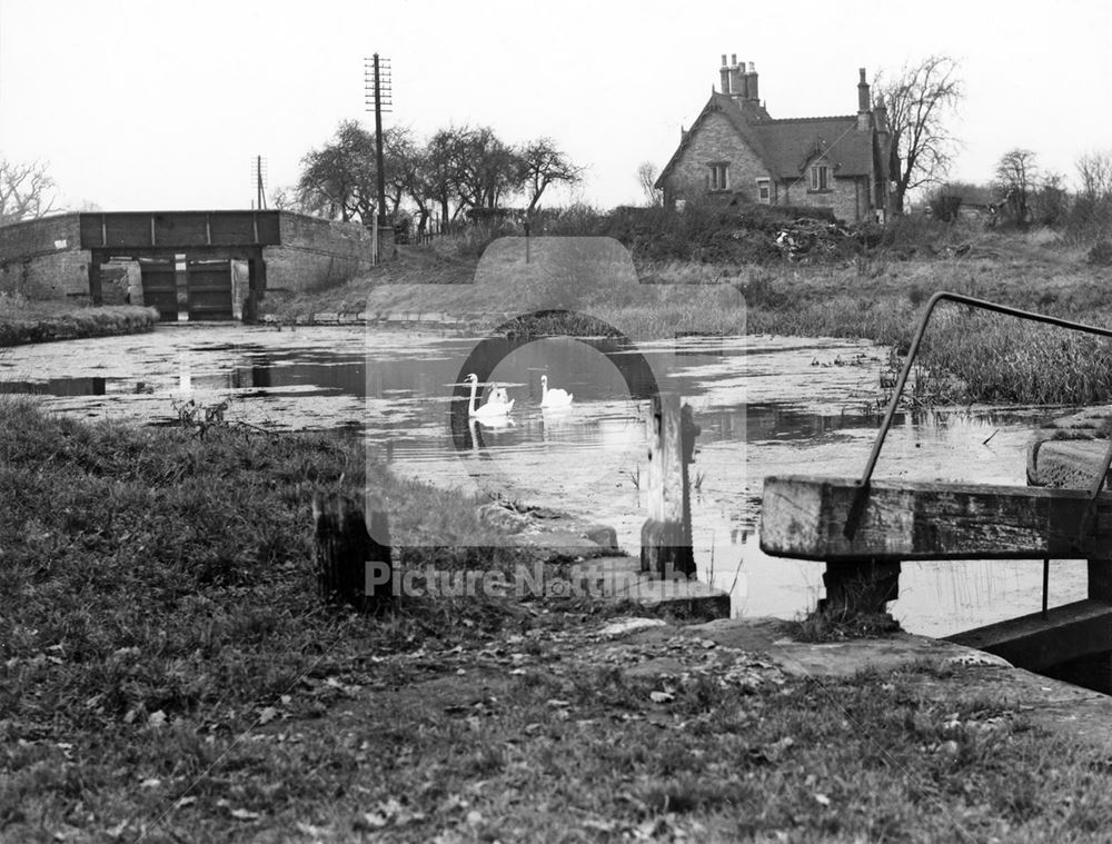 Lock, Nottingham Canal