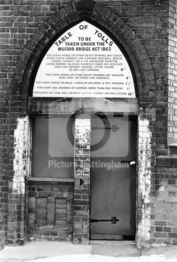 Wilford Toll Bridge, River Trent -toll house entrance