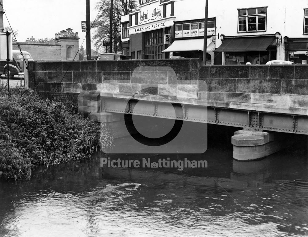 Bridge over the River Leen, Derby Road, Lenton, Nottingham, 1954