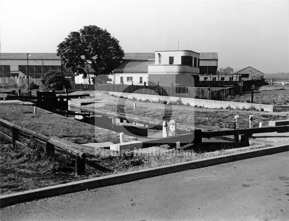 Grantham Canal locks at the junction with the River Trent