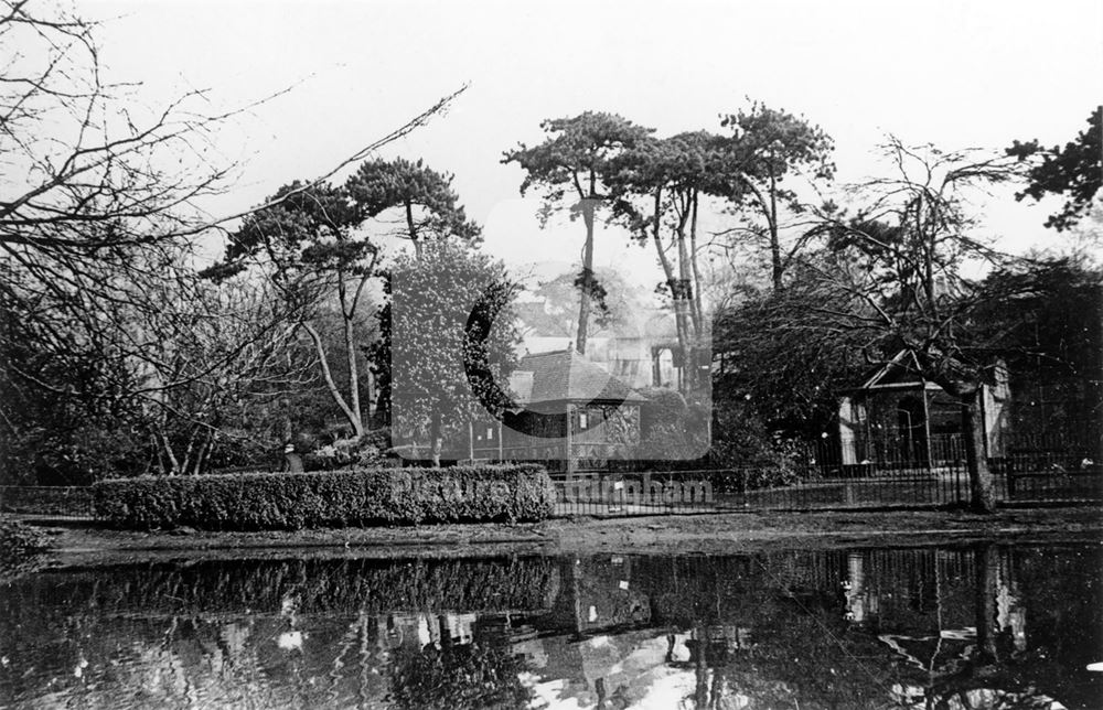 Lake and Aviary - Nottingham Arboretum