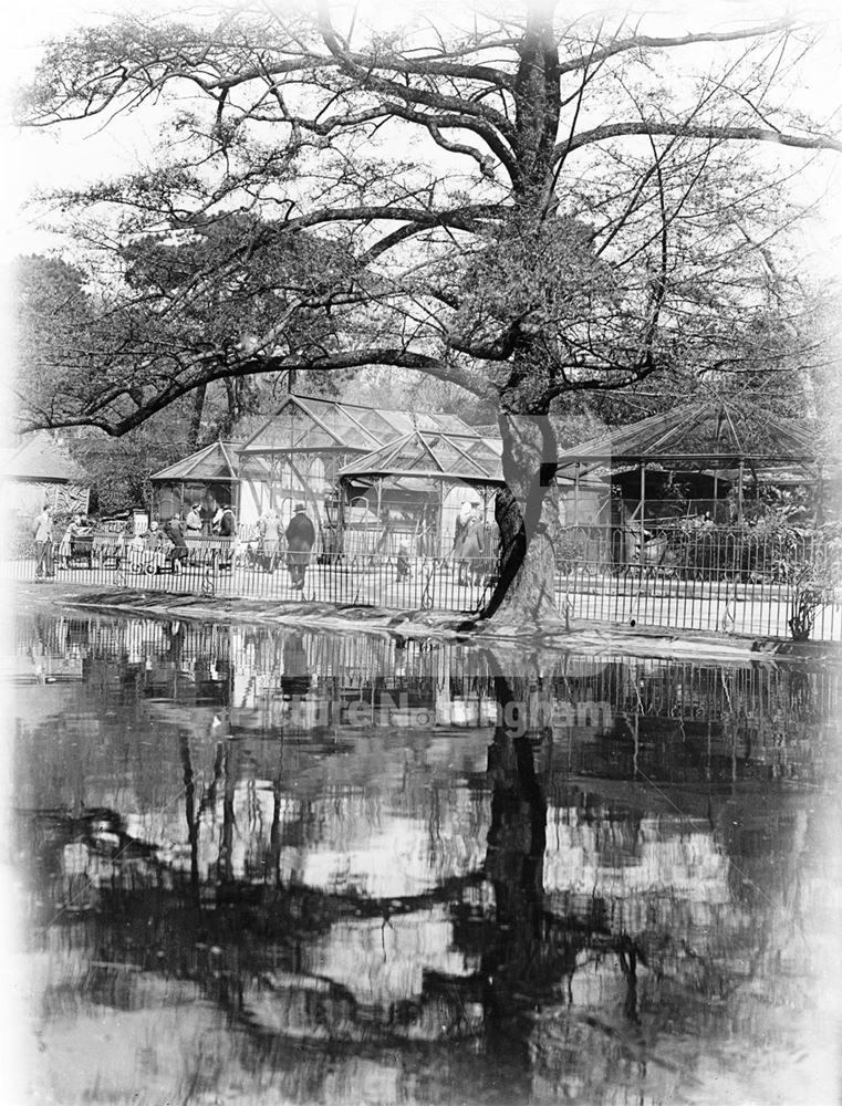 Lake and Aviaries - Nottingham Arboretum