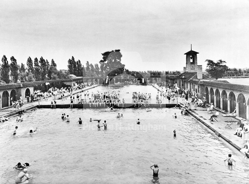 Highfields Swimming Bath