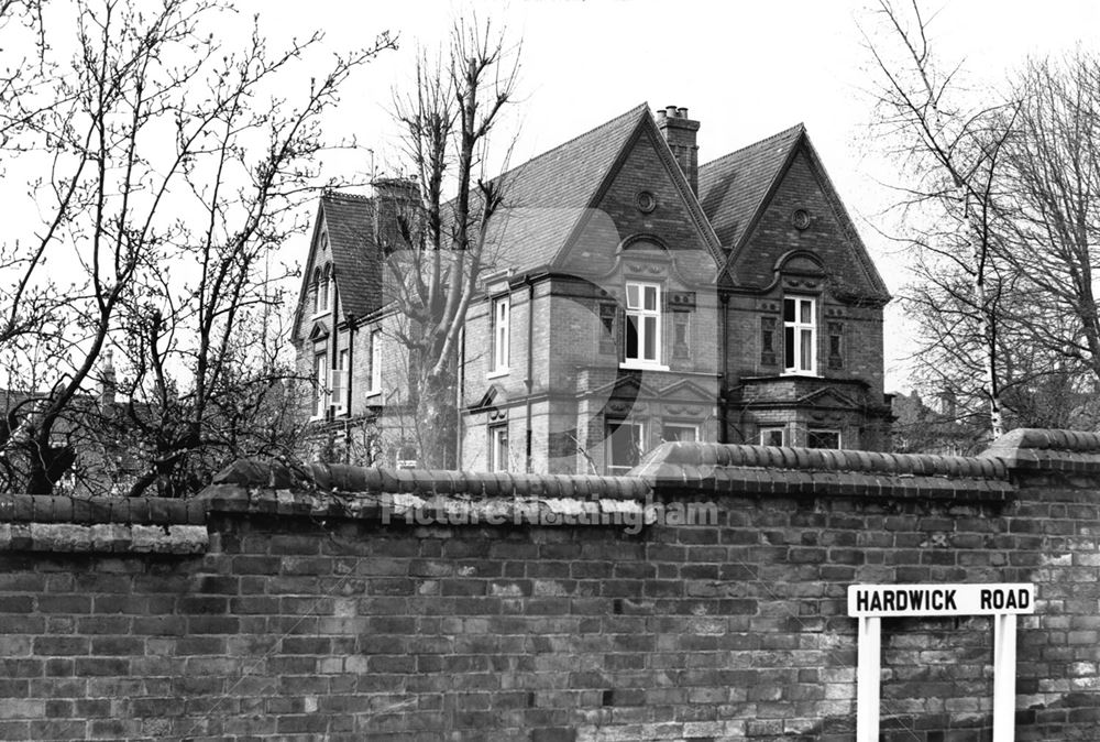 17, Lenton Avenue