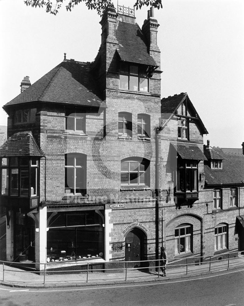 Mortimer House, Castle Road