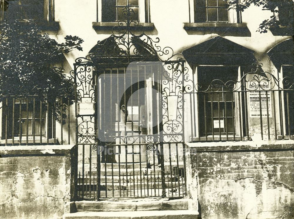 Newdigate House -front entrance