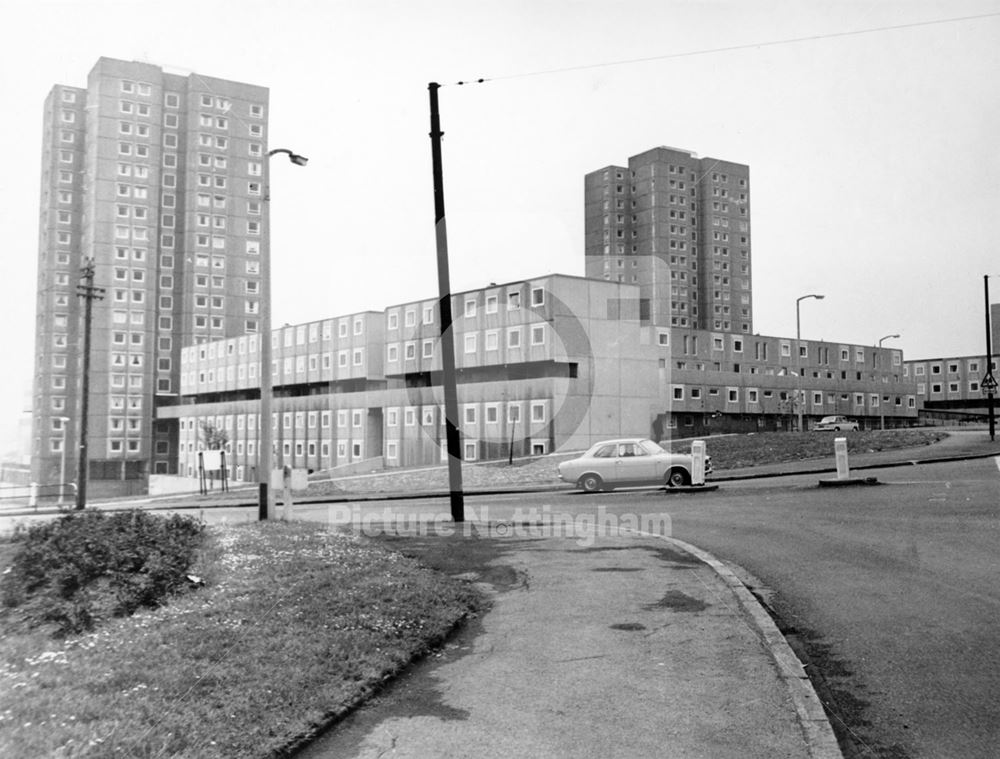 Flats at the junction of Mill Street and Stockhill Lane