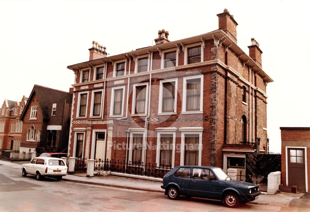 13-15, Newcastle Drive