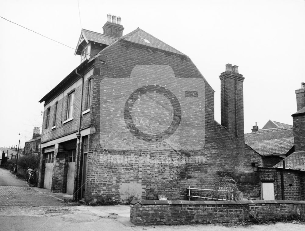 Garages on the Ropewalk