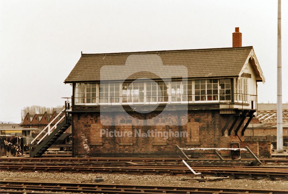 Great Northern signal box, Low level yard