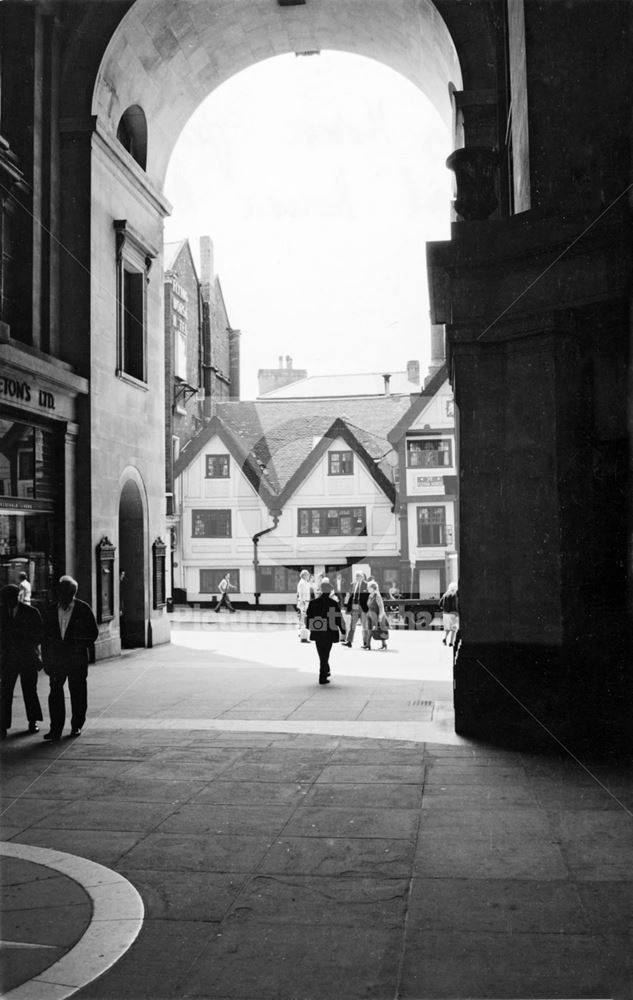 Council House - Exchange Arcade interior, looking towards Poultry and The Flying Horse