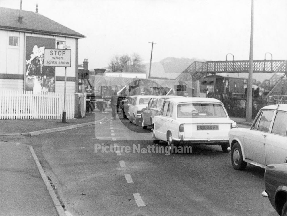 Meadow Lane Level Crossing, Sneinton Junction signal box