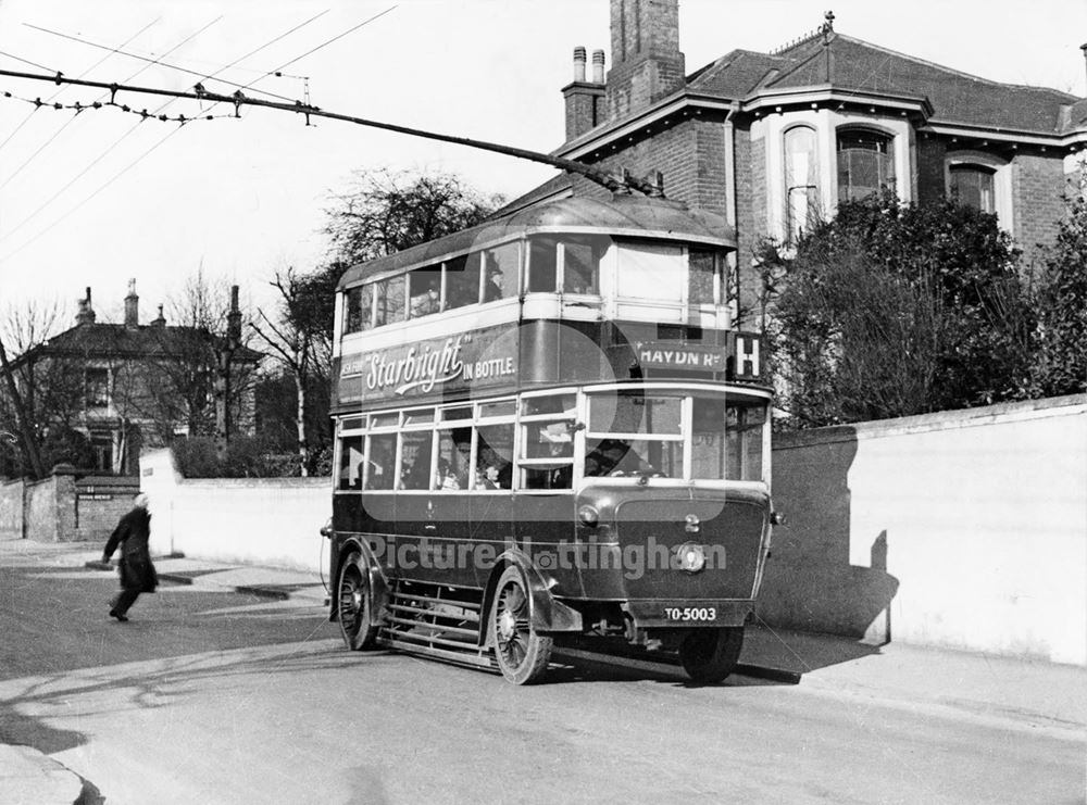 Nottingham Corporation trolley bus on Sherwood Rise