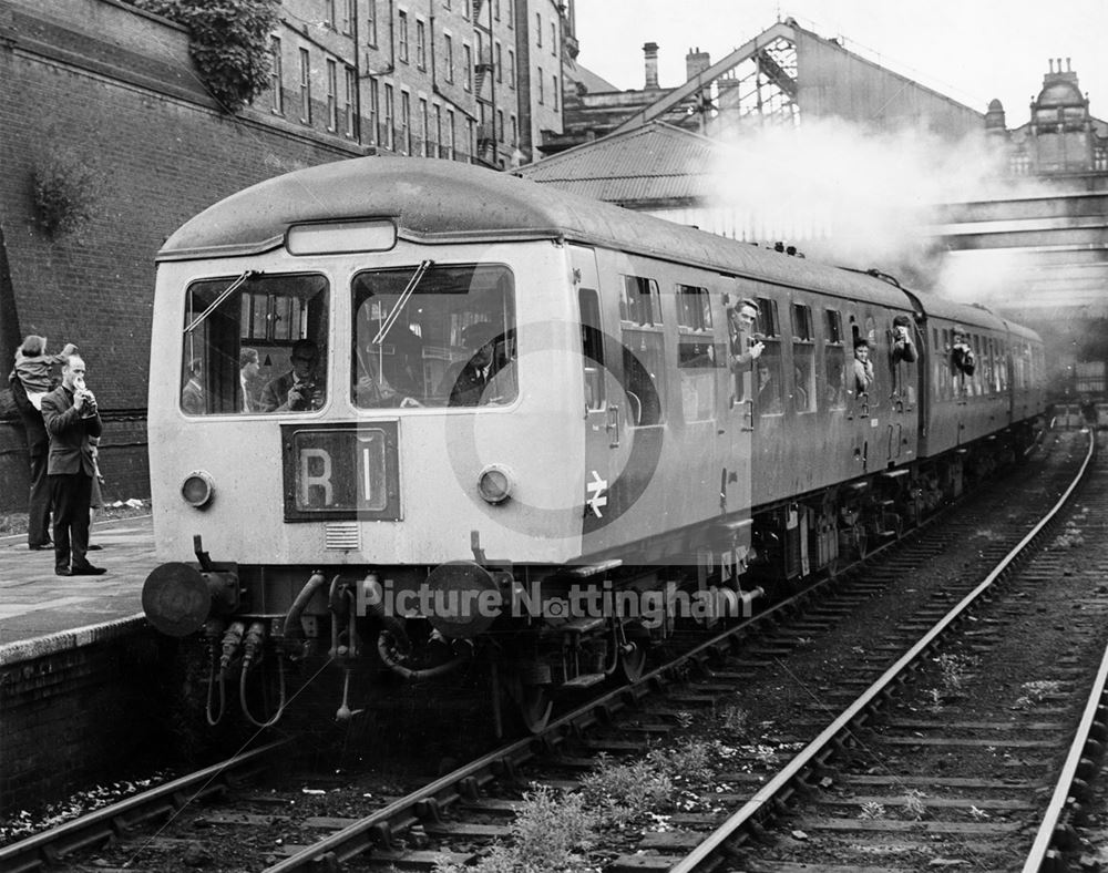 Victoria Railway Station platform - last passenger train (a