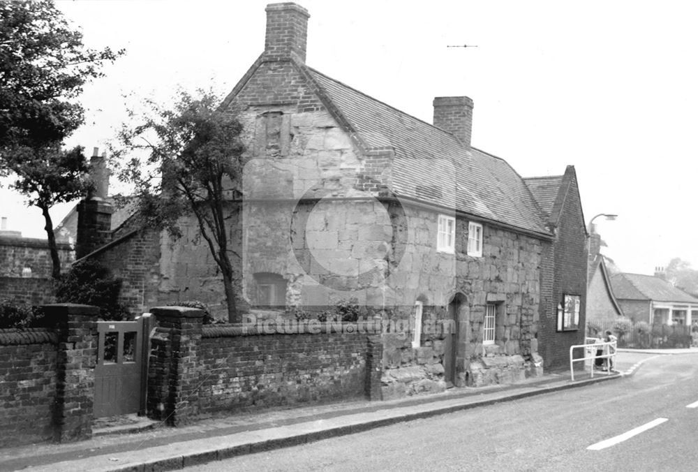 'Stone Cottage', Wollaton Road, Wollaton