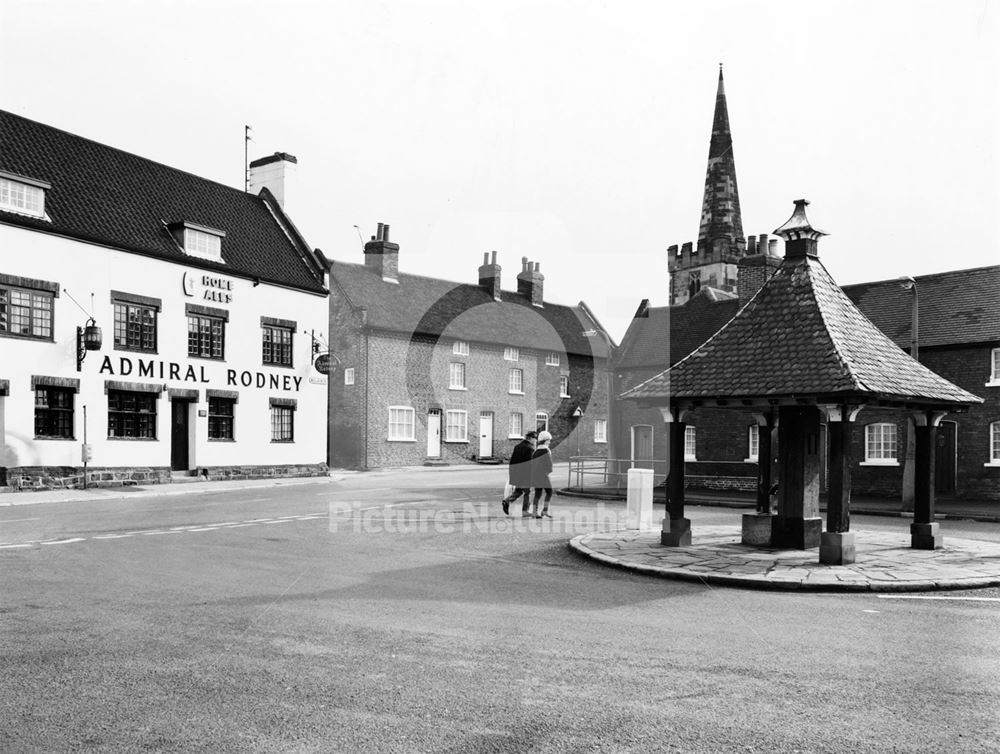 Junction of Wollaton Road and Bramcote Lane, Wollaton