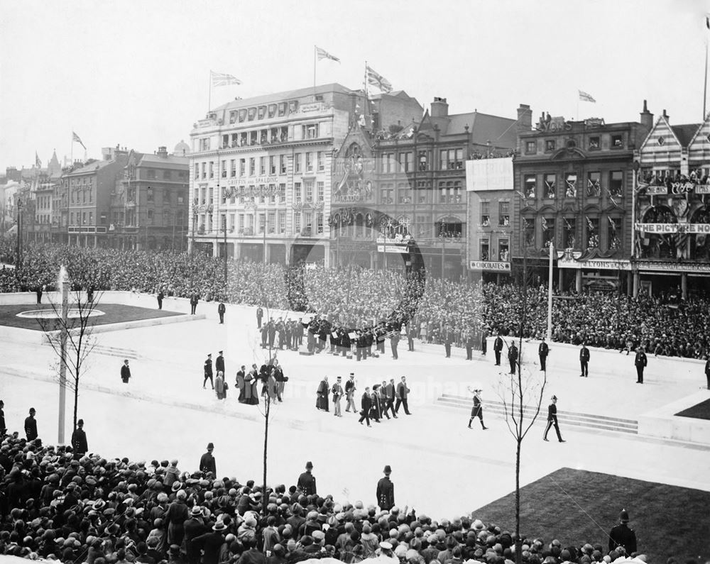 Procession for the opening of the Council House, with the Prince of Wales in the centre