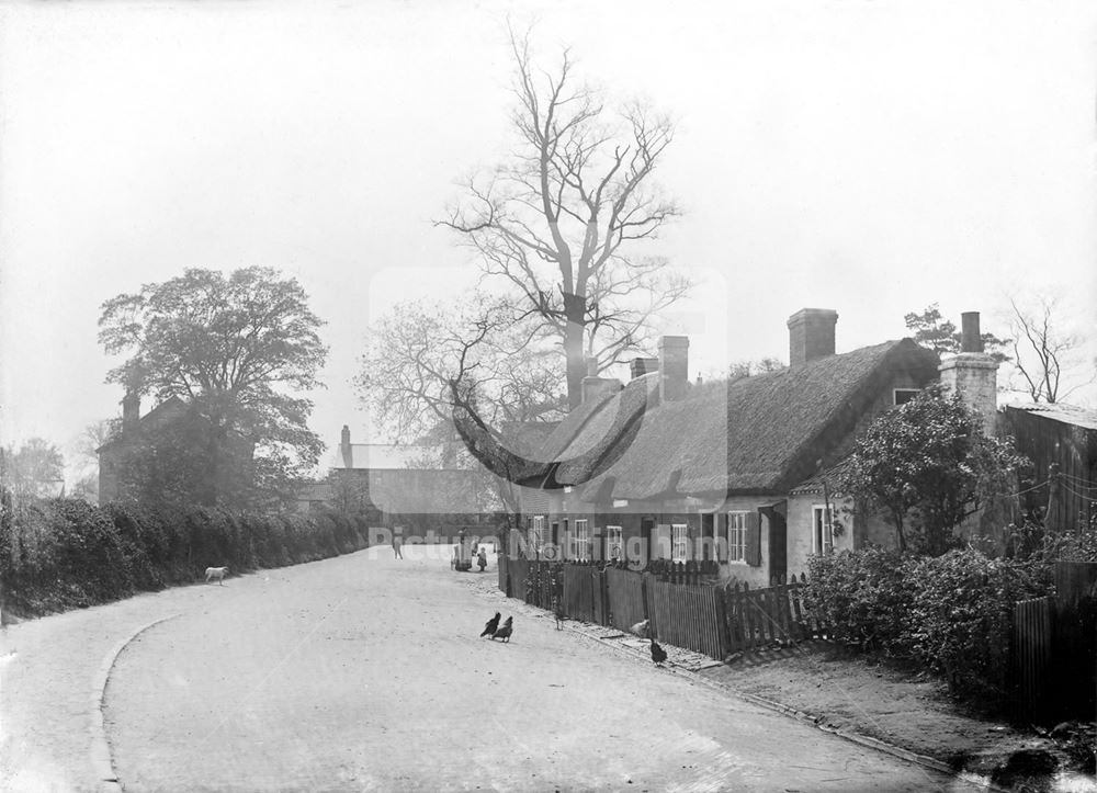 Main Road, Wilford