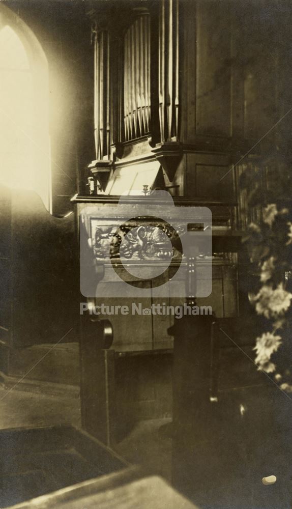 Organ, St John the Baptist Church, Colwick