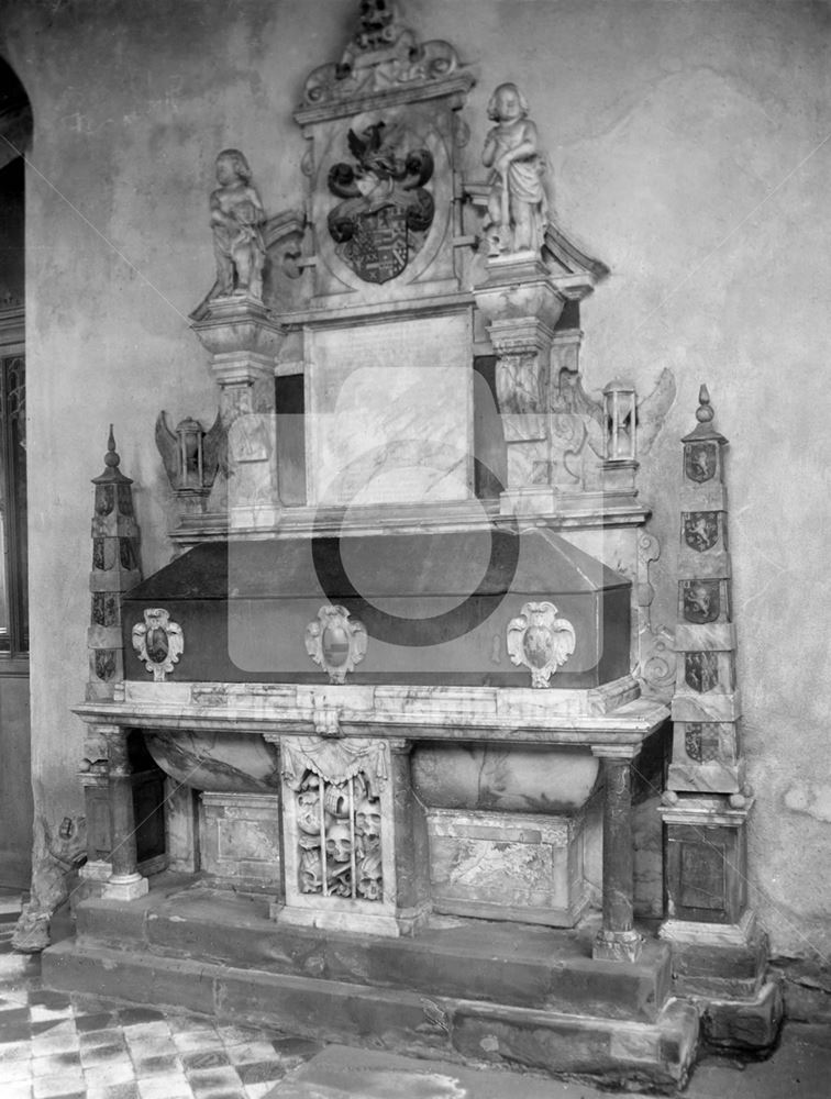 Alabaster wall tomb - Monument to the first three wives of Sir Gervase Clifton