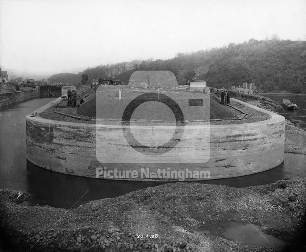 Construction of locks, River Trent, Stoke Bardolph