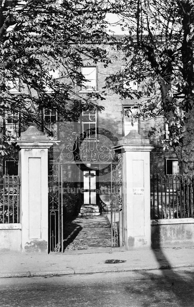 Basford House - gates