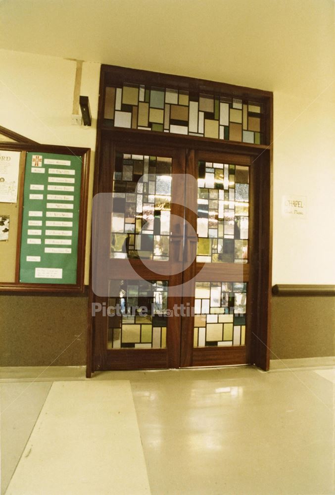 Queens Medical Centre - Chapel interior - Stained glass door