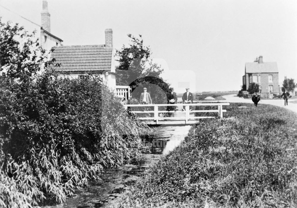 Fairholm Brook, Clifton