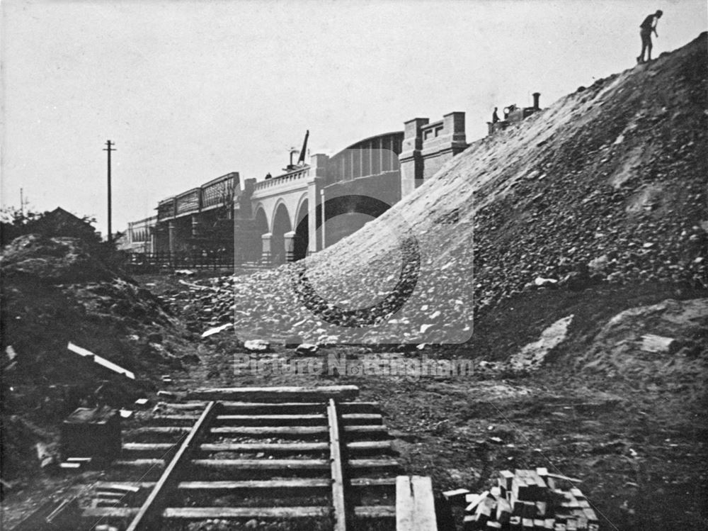 Construction of the Great Central Railway Bridge - Wilford