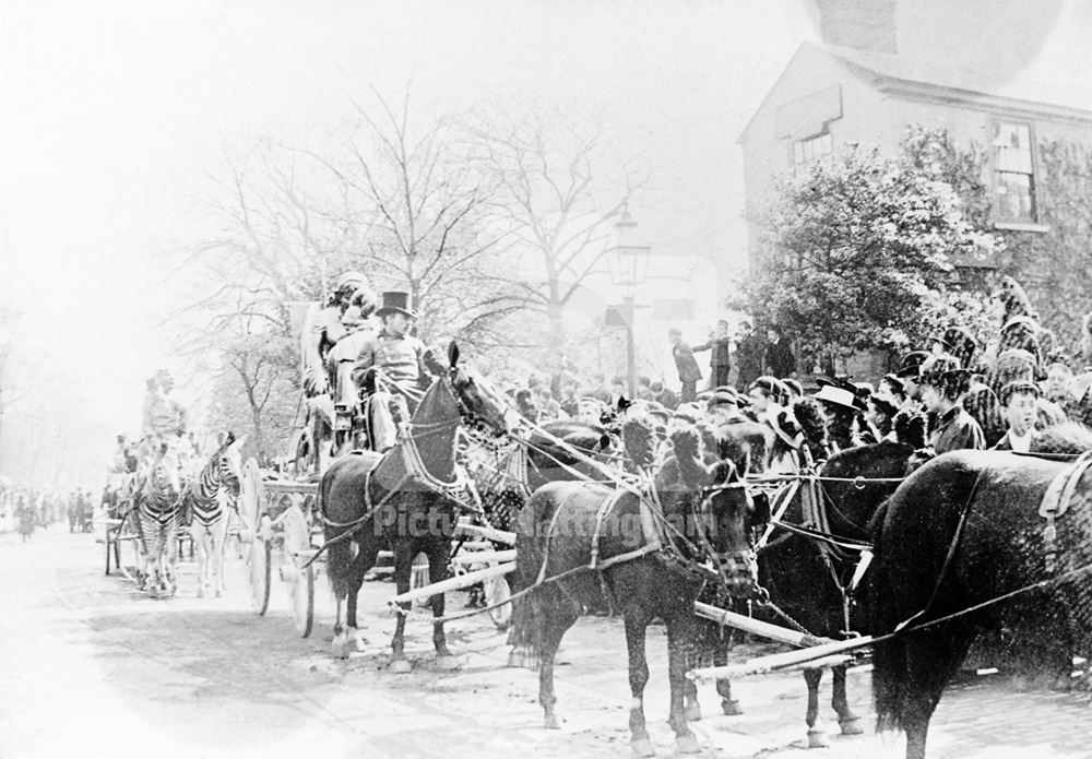 Sangers Circus procession