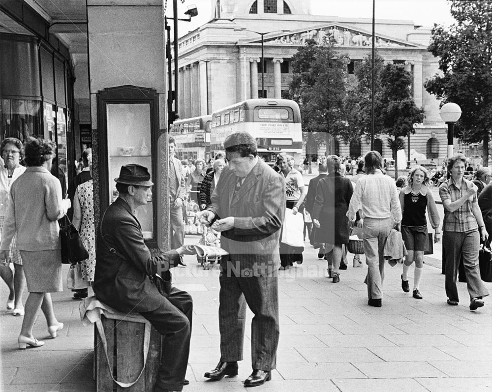 Newspaper seller, Long Row