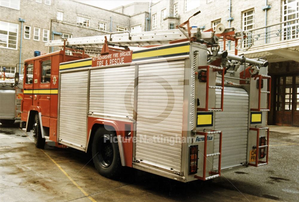 Nottinghamshire Fire Service Fire Appliance