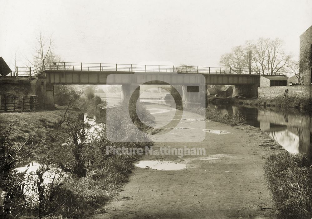 LMS Bridge, Lenton