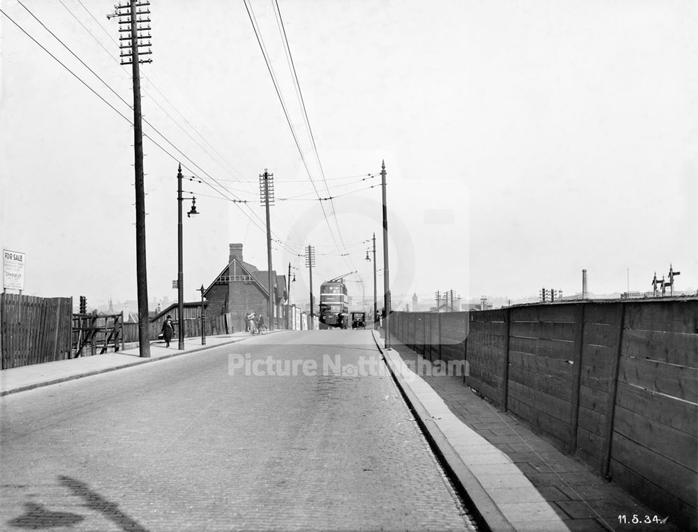 The LMS Railway Bridge prior to widening - Wollaton Road