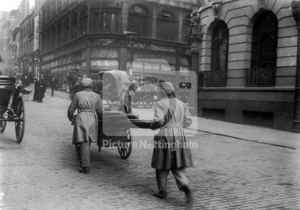 Women window cleaners