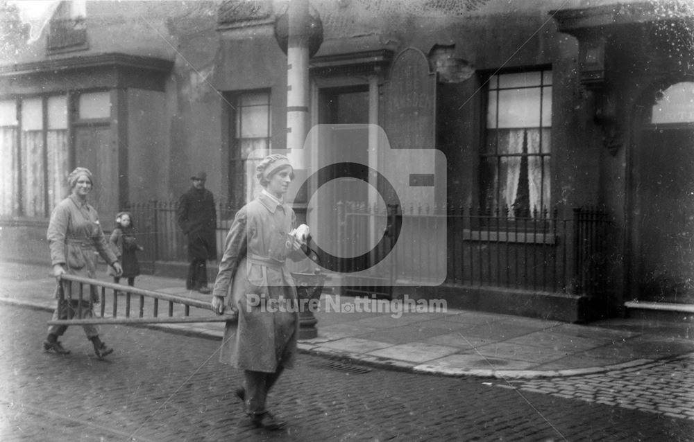 Women window cleaners