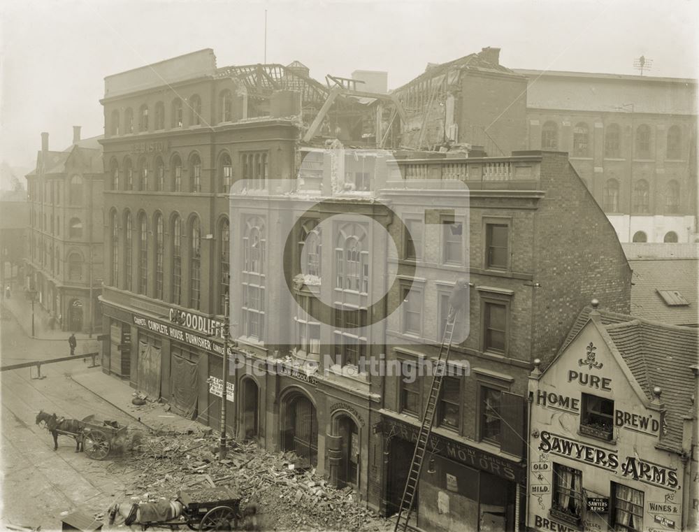 Bomb damage, Greyfriar Gate