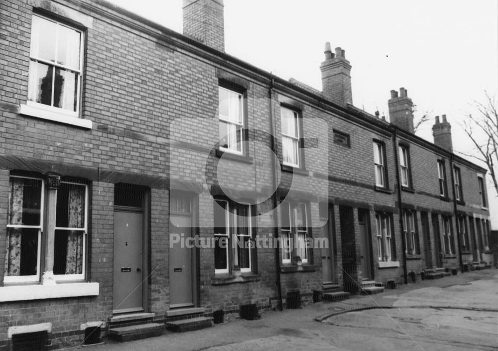 Perlethorpe Avenue, Sneinton, 1976