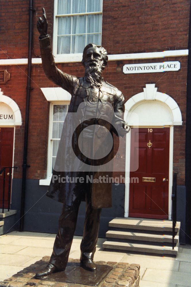 Bronze statue of William Booth, Notintone Place, Sneinton, 1982