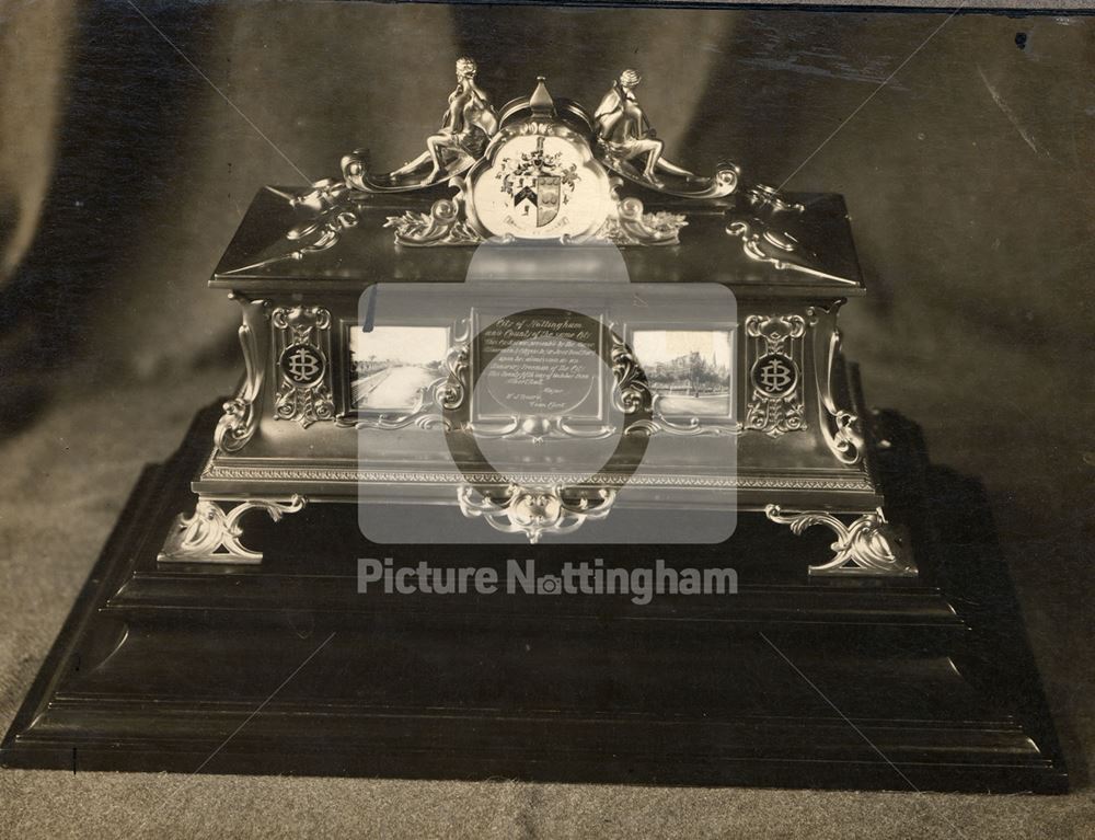 Jesse Boot, Honorary freeman's casket, Nottingham, 1920