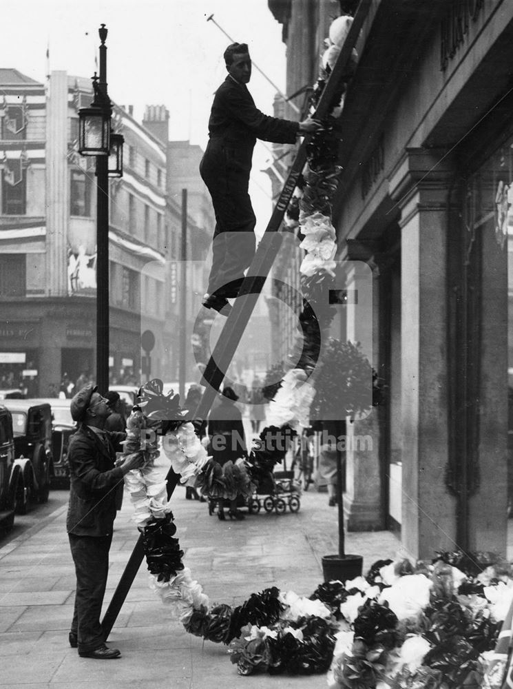 Smithy Row, 1937