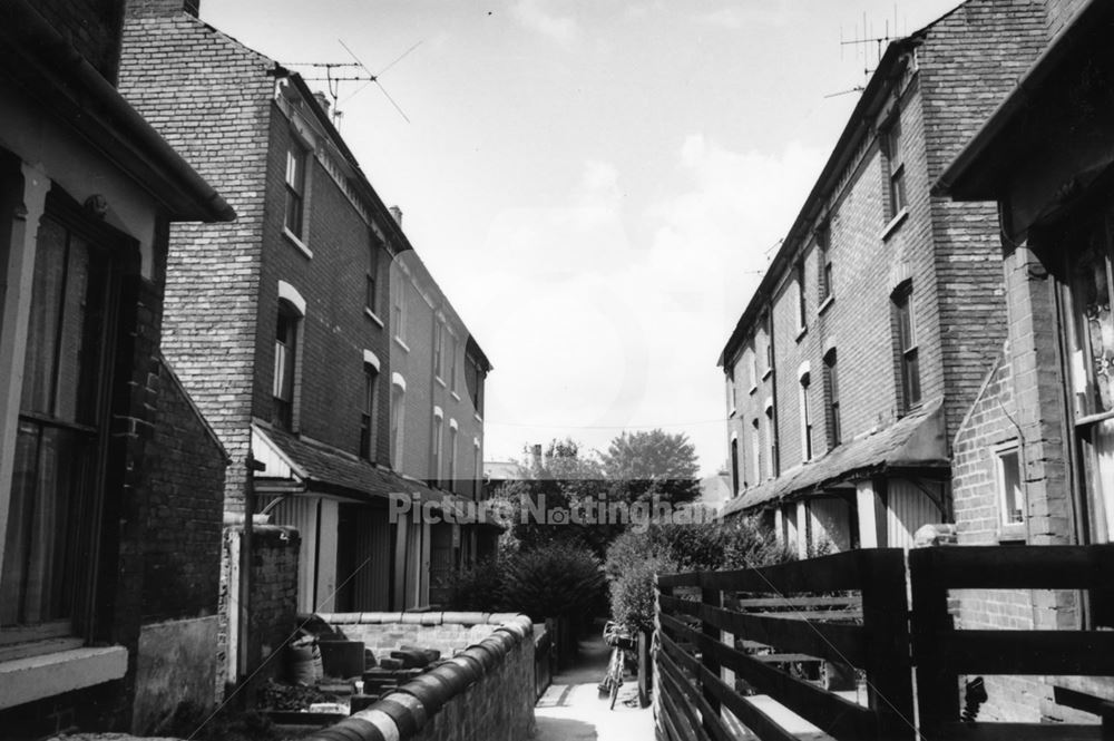 Woodbine Villas, Loscoe Road, Carrington, 1976