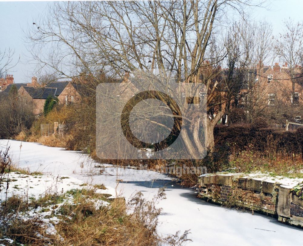 The Canal at West Bridgford: site of the former Flood Gates-looking north