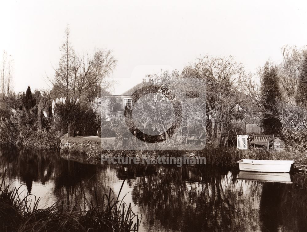 The Canal at West Bridgford near Gamston Bridge (no4)