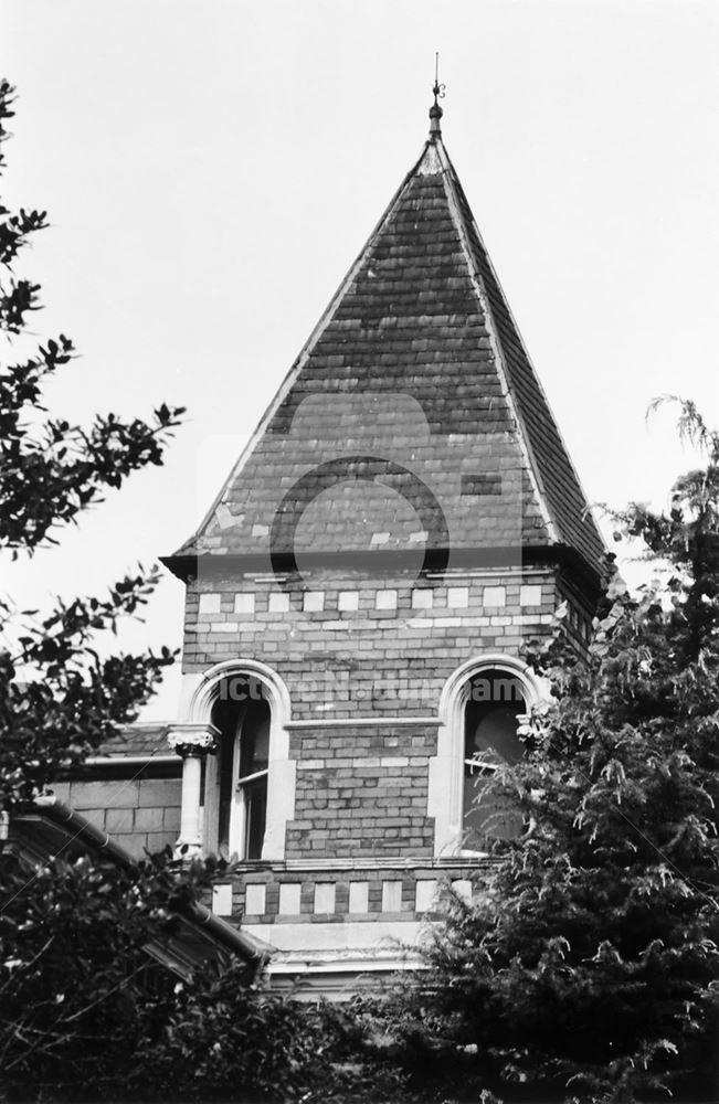 Turret detail of no.1 South Road, The Park