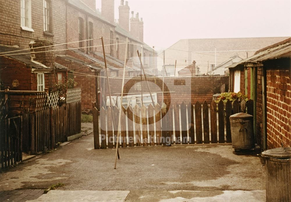 Back Yards - Salisbury Street - This location was used in 'Saturday Night and Sunday Morning'