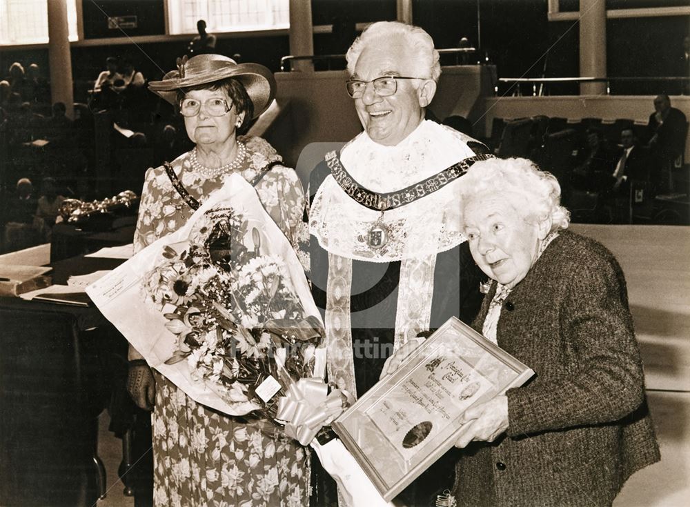 Ena Palmer, Citizen of the Year 1994