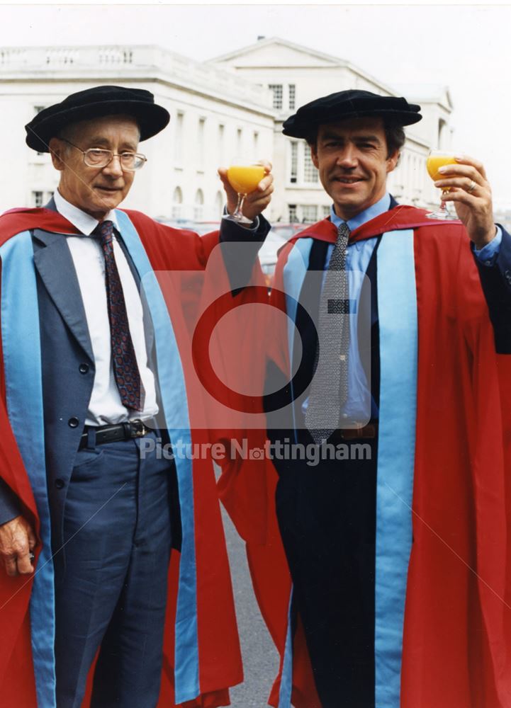 Sillitoe, Alan and Robert Lindsay, University of Nottingham, University Park, 1994