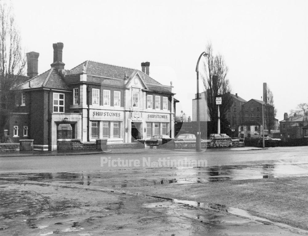 The Wheatsheaf Public House, Bobbers Mill 1966